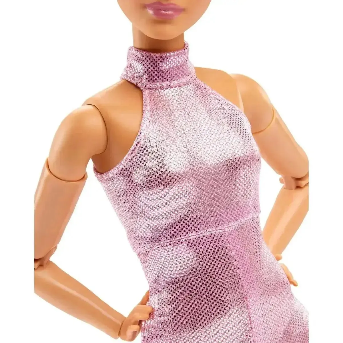 Barbie Signature Barbie Looks Doll #22 (Petite, Short Auburn Hair)