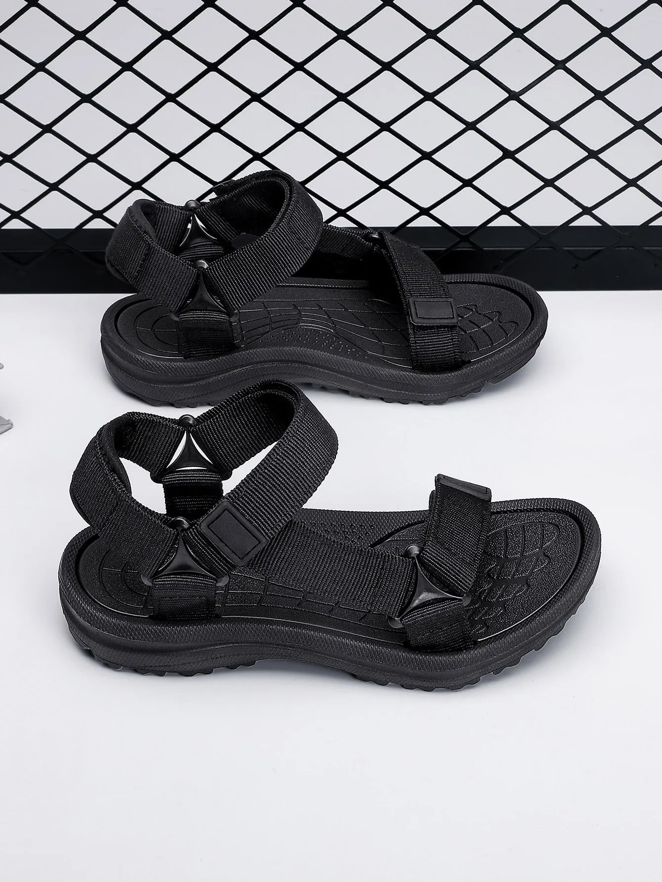 Kids Minimalist Hook-and-loop Fastener Sport Sandals