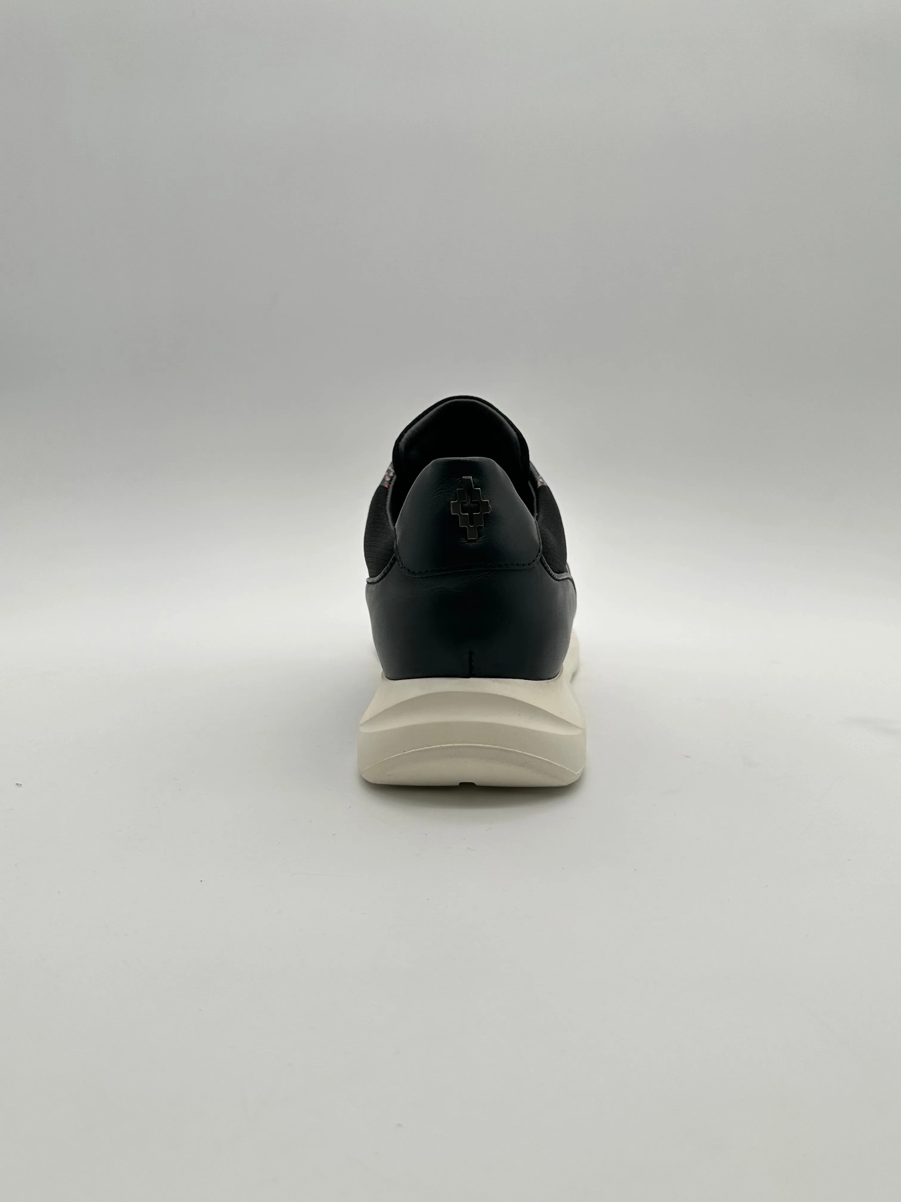 Logo Sneakers