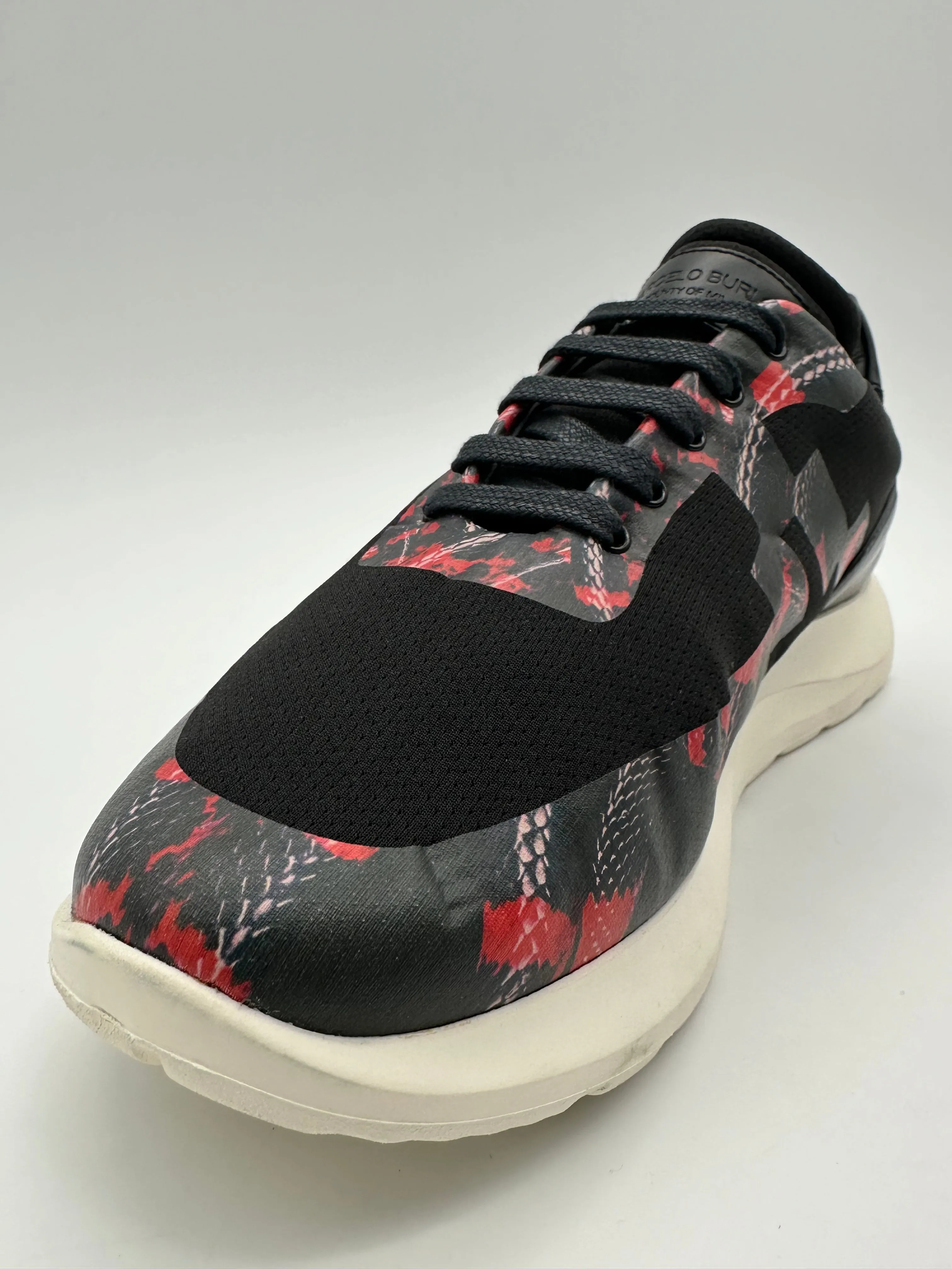 Logo Sneakers