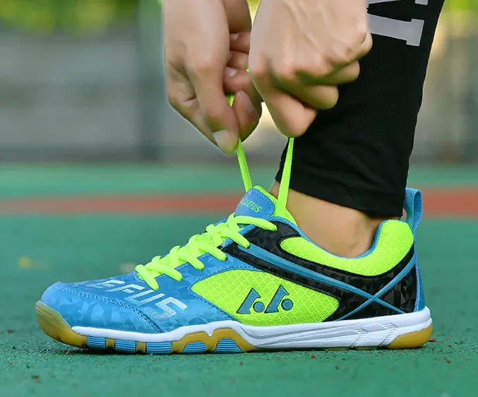 Men's Breathable Lightweight Badminton Sports Shoes