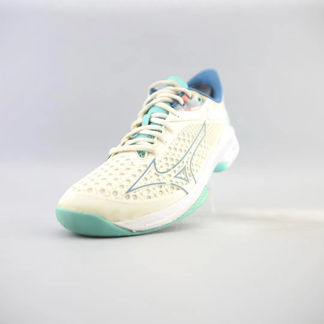 MIZUNO WAVE EXCEED TOUR 5