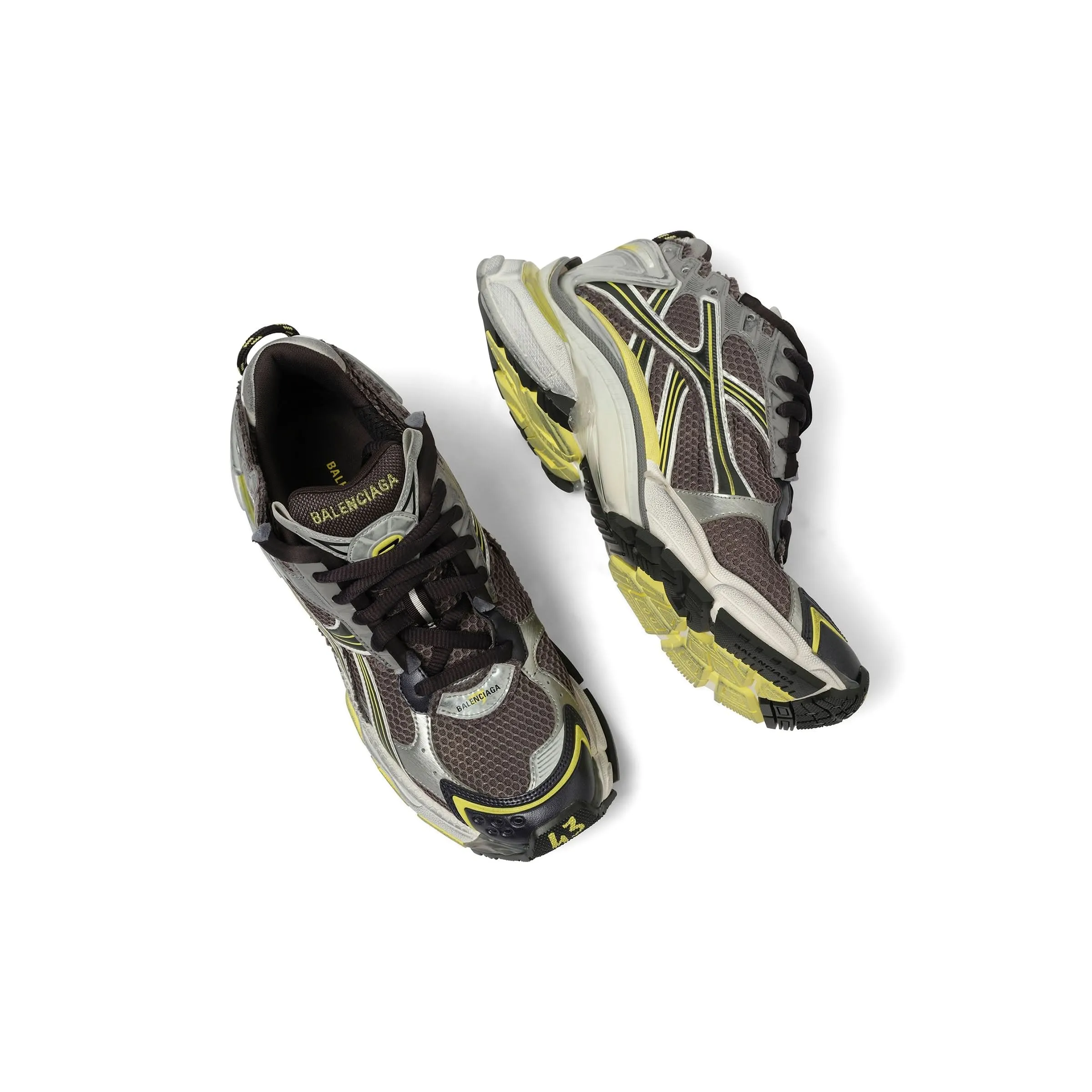 Runner Sneaker in Dark Grey/Yellow/White