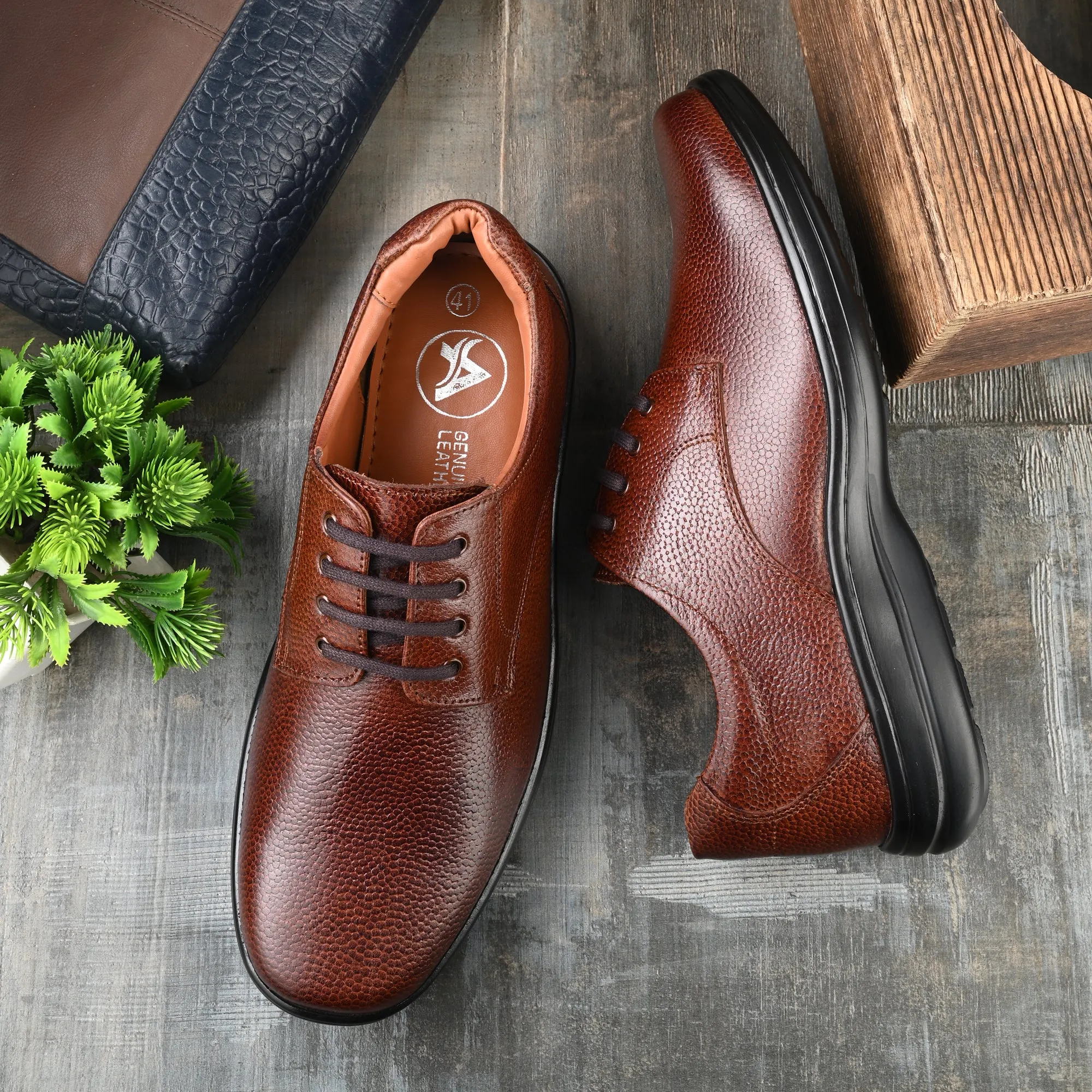 Skilled Full Grain Leather Derby Lace Ups