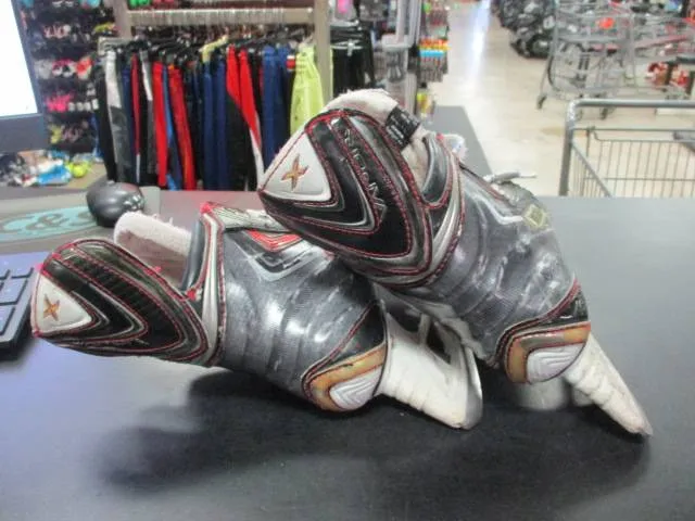 Used Bauer APX2 Hockey Skates Size 3