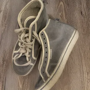 Vintage high-top adidas grey sneakers uk 6