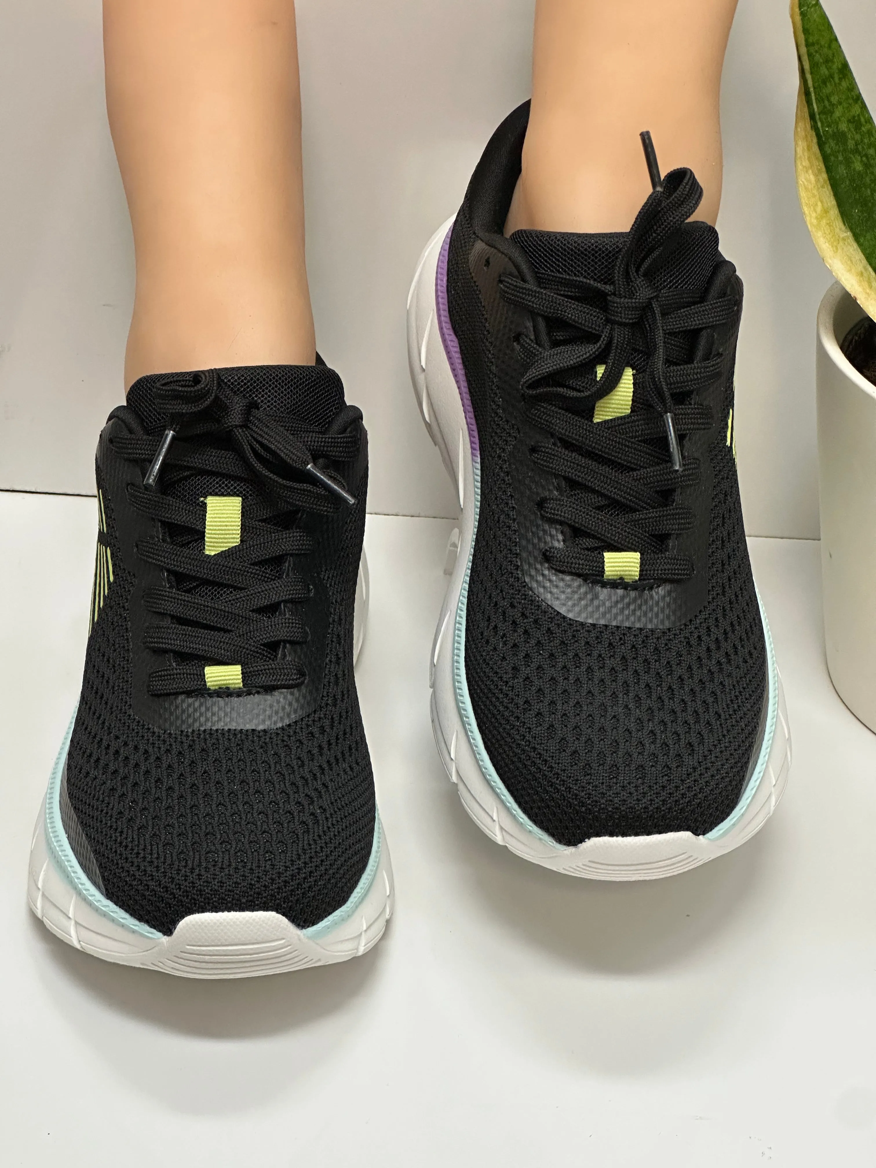 Women Tennis Shoes/Black-Story-08